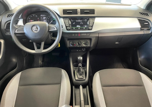 Skoda Fabia cena 39900 przebieg: 175680, rok produkcji 2016 z Suwałki małe 277